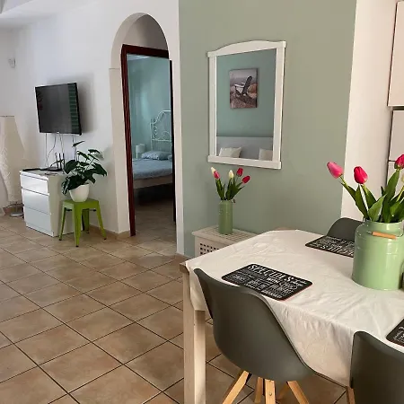 Dolce Apartment *